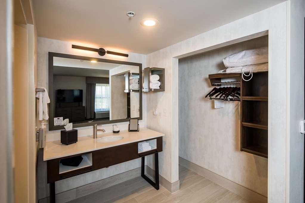 Hampton Inn & Suites Dobson Стая снимка